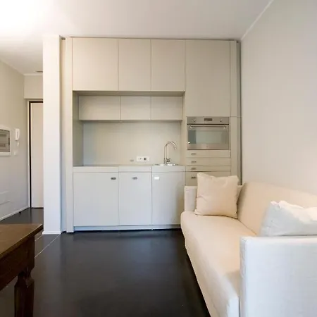 Apartament I Masca' *